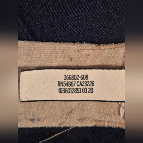 Victoria's Secret Nude Bra - Picture 6 of 10